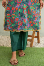 Emerald Bloom Printed Lawn 2-Piece Suit - Image 6
