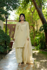 Ivory Lurex-Silk Embroidered 3-Piece Suit - Image 2