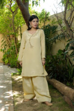 Ivory Lurex-Silk Embroidered 3-Piece Suit - Image 3