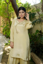 Ivory Lurex-Silk Embroidered 3-Piece Suit - Image 4