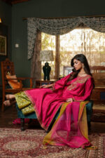 Fuchsia Royale Silk 3-Piece - Image 3