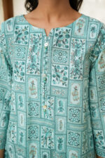 Printed Sea Green Lawn Suit - Image 5