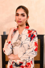 Crimson Canvas 2-Piece - Image 4